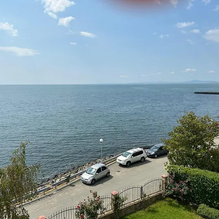 Panorama Chantall-izby,apartmany S Vyhladom Na Διαμέρισμα Ράβντα