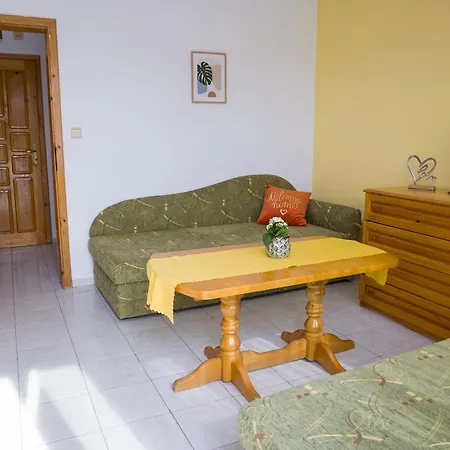 Panorama Chantall-izby,apartmany S Vyhladom Na * Ράβντα