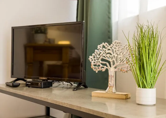 Panorama Chantall-izby,apartmany S Vyhladom Na Апартаменты Равда