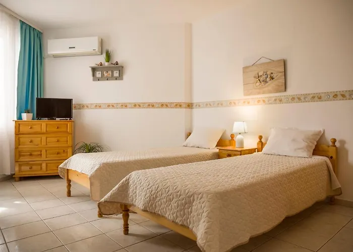 Panorama Chantall-izby,apartmany S Vyhladom Na Апартаменты Равда