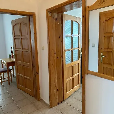 Panorama Chantall-izby,apartmany S Vyhladom Na * Ravda