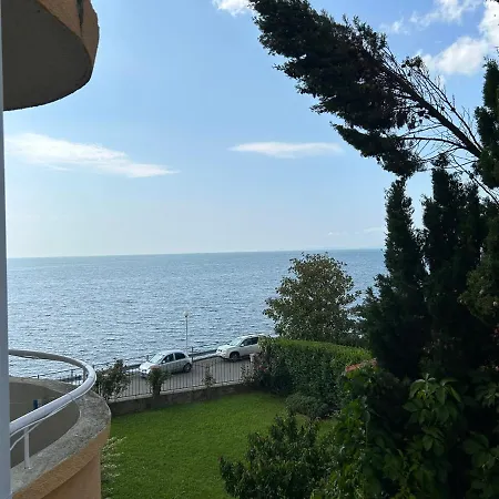 Panorama Chantall-izby,apartmany S Vyhladom Na Ravda