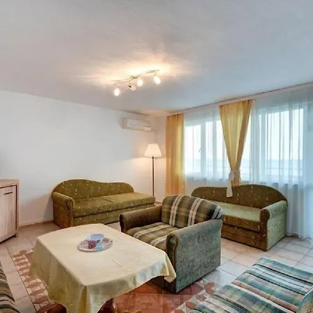 Panorama Chantall-izby,apartmany S Vyhladom Na Апартамент Равда