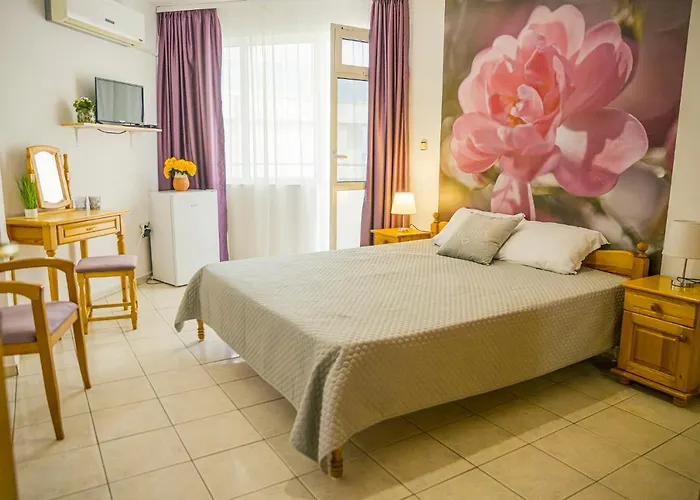 Panorama Chantall-izby,apartmany S Vyhladom Na Ravda